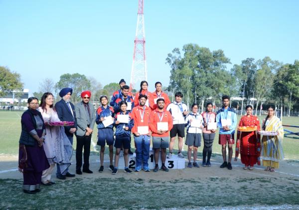 S. Mohinder Singh Gill chief guest awarding prizes